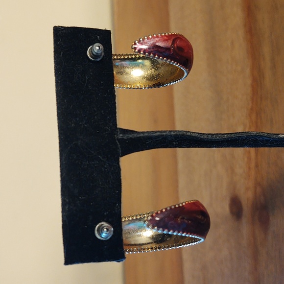 Burgundy Swirl and Gold Hoop Earrings - Picture 4 of 4